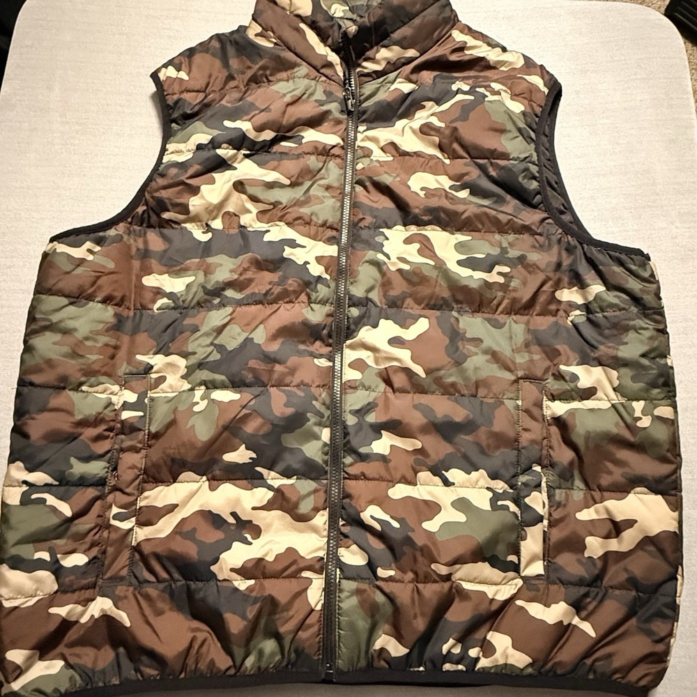 SwissTech Mens 2XL Camo Puffer Vest Quilted Full Zip Outdoor Hunting